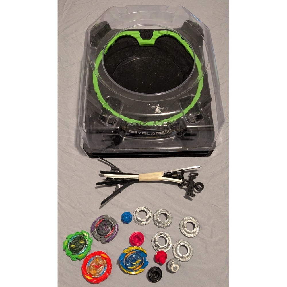 Beyblade X Xtreme Black & Green Stadium Arena + Assorted Tops/Accessories